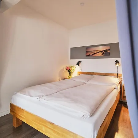 Smile, Wunderschoene Direkt Am Apartment Harrislee